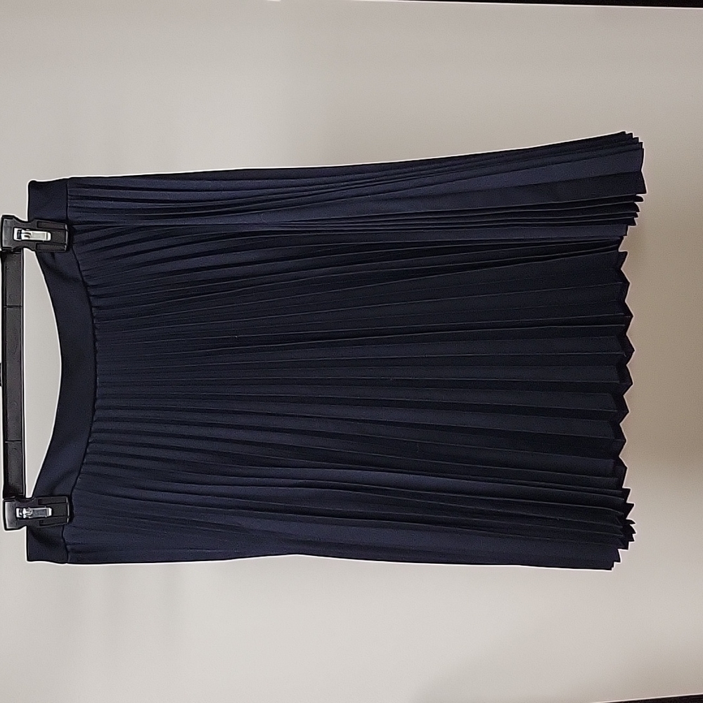 Dark Navy Pendleton Pleated Wool Skirt - Size 8
